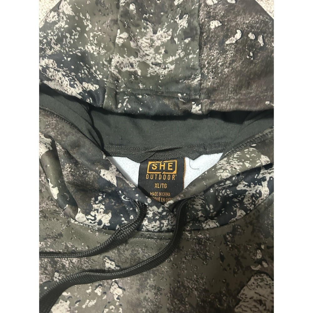 She Outdoor Women's Camo Hoodie Size XL - Picture 3 of 5